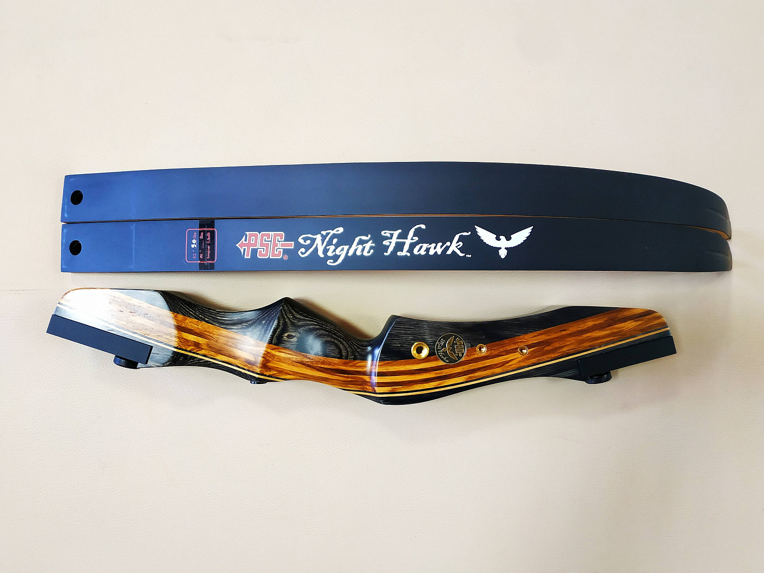 Лук традиционный PSE Night Hawk